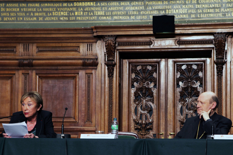Julia Kristeva & cardinal Ravasi, Photo Sophie Zhang